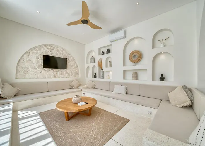 Valli - 3br Pool - Combines For 6br
